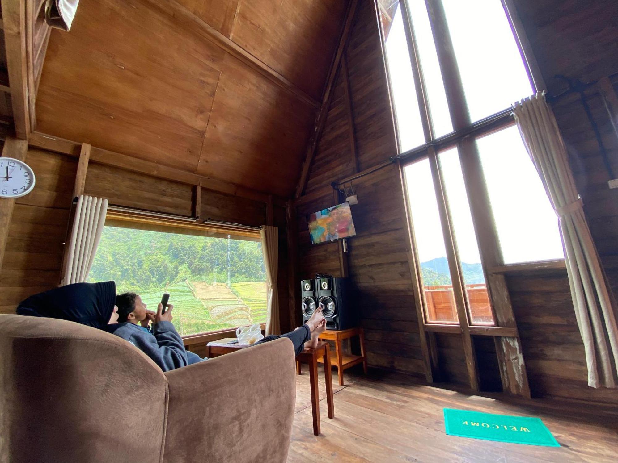 Satha Private Villa Dieng Banjarnegara Exterior photo